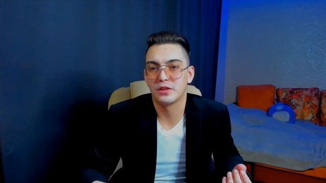 Стоит ли встречаться с девушкой, если у нее было много парней? смотреть онлайн