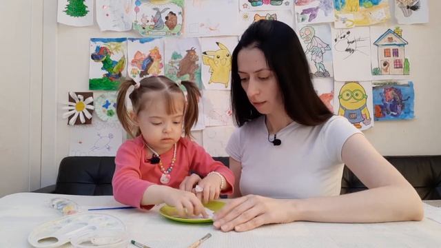 Занятия с ребенком 3 года. Развитие мелкой моторики. Поделки смотреть онлайн