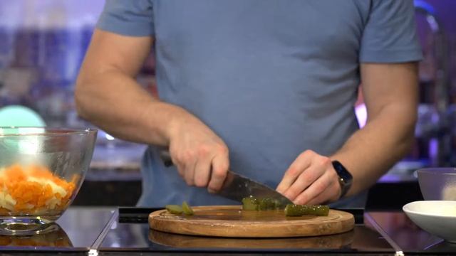 салат "Оливье" - вкусно, быстро и красиво смотреть онлайн