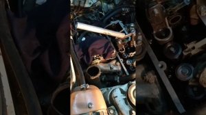 Таврия 1102. Приспособления для замены маслосъемных колпачков.