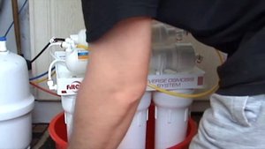 Замена картриджей для фильтра обратного осмоса Filter1 на практике