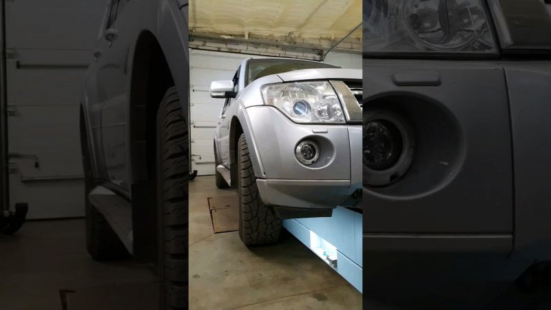 Русский УАЗИК ИЛИ ЯПОНЦЫ ДЕЛАЮТ ВЕЩИ? "MITSUBISHI PAJERO"