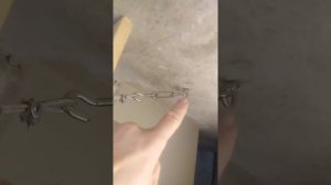 Вариант крепления троса, к стене и потолку в Лофте! Как разделить пространство шторой.