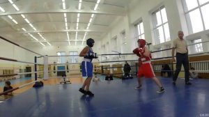 Бокс. Соревы. Первое место.