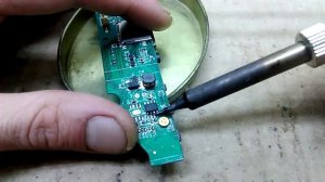Не сложный ремонт портативной колонки JBL.