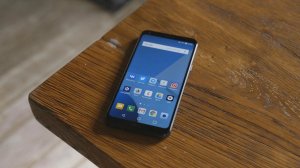 Обзор LG Q6 – безрамочный «LG G6 mini»
