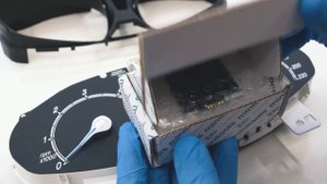 How to repair Ford Fiesta, Ecosport and Tourneo instrument clusters – faded display replacement