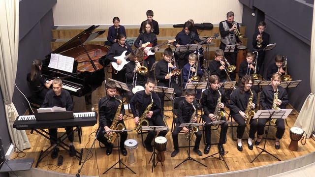 Биг-бэнд Блюзтон смотреть онлайн