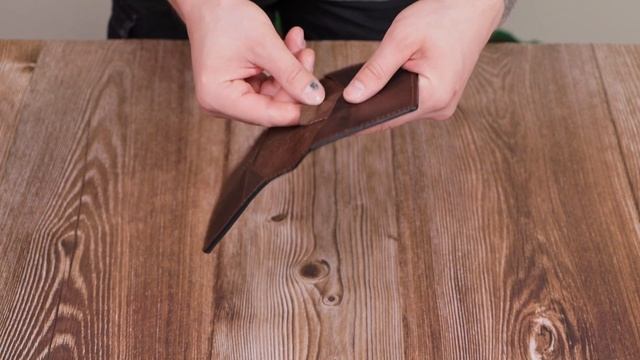 Огляд шкіряної обкладинки на паспорт GRANDE PELLE 11621 смотреть онлайн