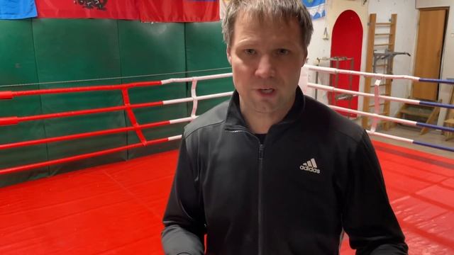 Как бить БОЛЬШИХ ребят? Три способа вырубить здоровяка. смотреть онлайн