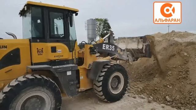 Фронтальный погрузчик Everun ER35