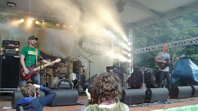 Fratelli Calafuria - 'La nobile arte' + 'Tiepido' live@MiAmi смотреть онлайн