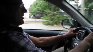 Не рулить, а подруливать в борьбе и при вождении автомобиля.