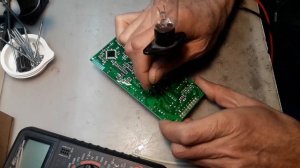 Холодильник Bosch. Не включается