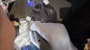 Ручная гравировка по стеклу (#4) С наступающим годом собаки!