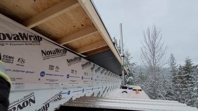 Soffits, Soffits, Soffits. Say that three times fast. смотреть онлайн