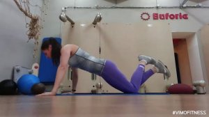 Отжимания с колен