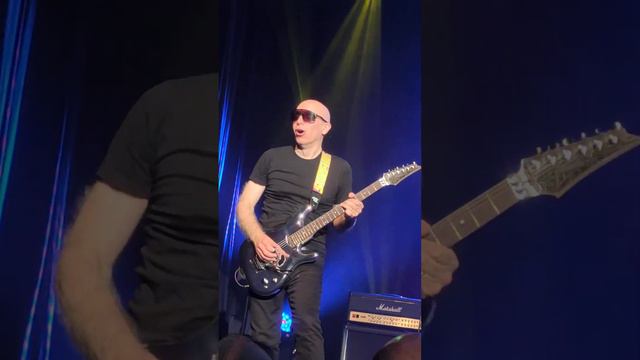 Joe Satriani - Surfing With The Alien Live Besancon 2023 смотреть онлайн