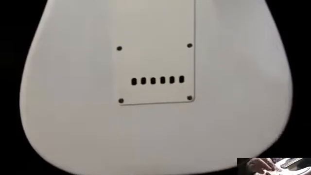 Custom Squier "Strat" смотреть онлайн