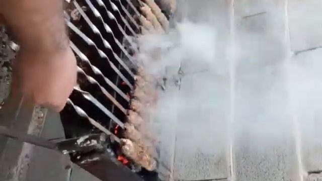 АЛМА-АТА готовым шашлыком  РАМАЗОН МУБОРАК ВСЕМ 6 мая 2020 г. смотреть онлайн