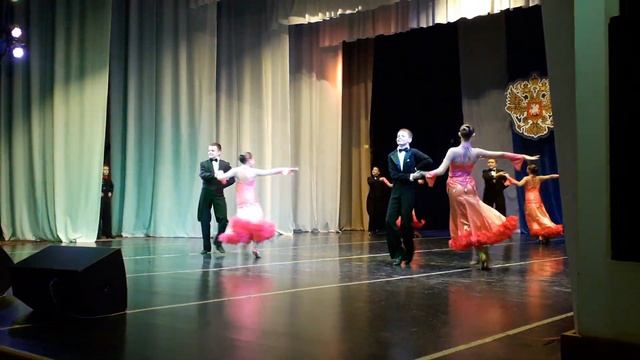 День Конституции. Танцует "Грация" смотреть онлайн