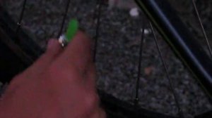 Светящиеся колпачки на велосипедные колеса. Яркие и оригинальные.