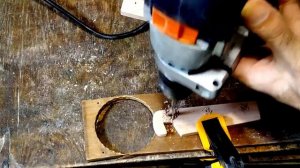 DIY wooden phone stand! - Подставка для телефона из дерева своими руками!