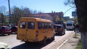 Ростовская обл.город Зверево проезд по городу РОССИЙСКИХ ВОЙСК на бтр и разной техники и солдат