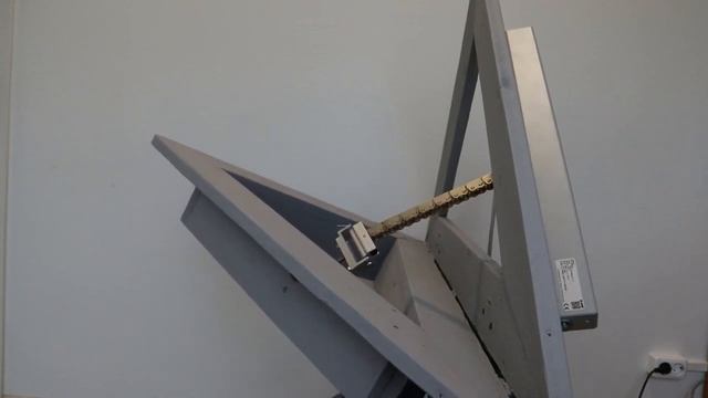 Цепной привод KA 34-K c кронштейнами для треугольных окон, открывание створки на 90 градусов. смотреть онлайн