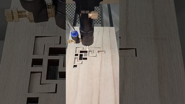 Laser cutting of 10mm multi-layer wood panels