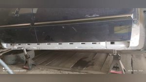 Замена порогов и частичная покраска Хендай Акцент