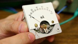 Щитовой миллиамперметр М42101 - проверка и калибровка. Метод подбора добавочного сопротивления.