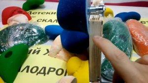 Монтаж зацепов для скалодрома