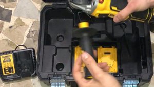 UNBOXING SMERIGLIATRICE DEWALT DCG405P2-QW
