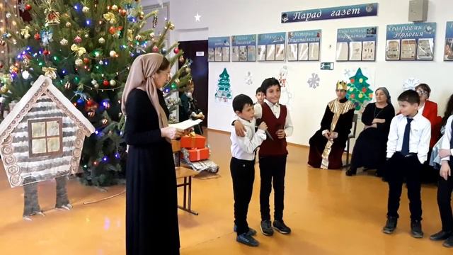 4  Б  НОВОГОДНЕЕ ПРЕДСТАВЛЕНИЕ 2019 смотреть онлайн