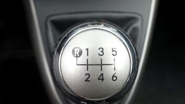 Toyota Verso 1.8 VVT-i Dynamic смотреть онлайн