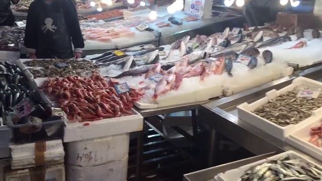 Рыбный рынок в Афинах смотреть онлайн