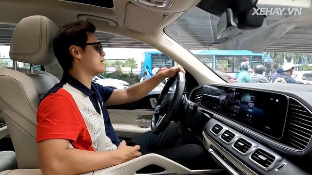 Mercedes-Benz GLS 450: Một mẫu xe chuẩn Đức, cho gia đình và theo kiểu..."Chanh xả"! |XEHAY.VN| смотреть онлайн