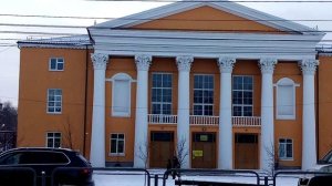 ПАМЯТНИК СЕРГО ОРДЖОНИКИДЗЕ. политический деятель.