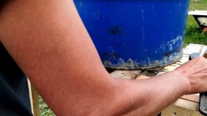 Капельный полив из железной бочки, врезка штуцера.