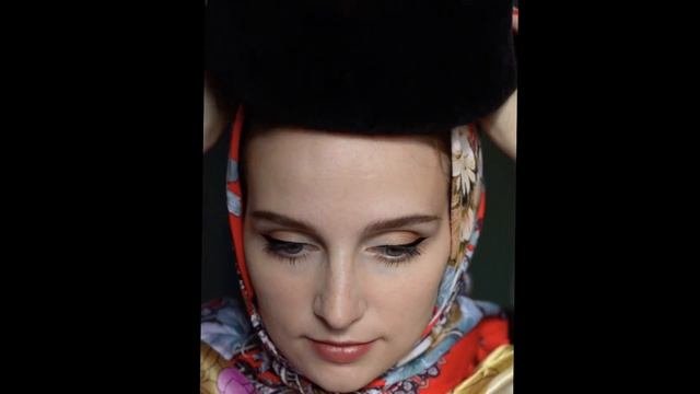 Как завязать платок так, чтобы было не только красиво, но и тепло?!