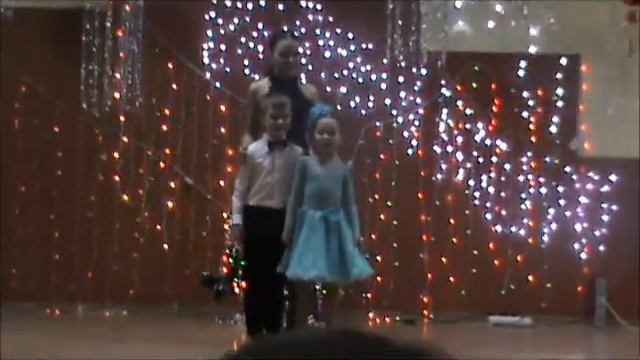 лиза и тема новый год смотреть онлайн