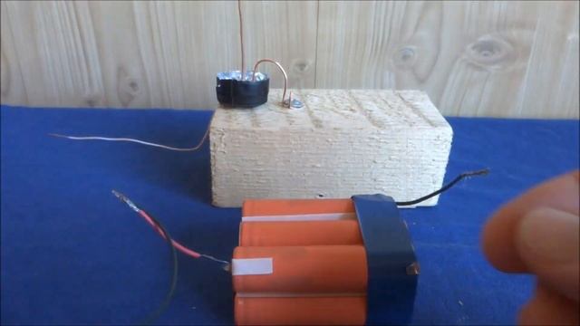 ? ГРАВИТАЦИОННЫЙ СИГНАЛИЗАТОР ✅ Не выбрасывай Пустые Пробки Четкая Самоделка смотреть онлайн