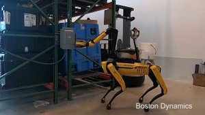 Робот-собака Spot от Boston Dynamics прыгает на скакалке и собирает белье