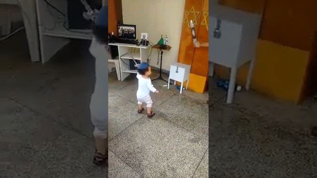 Meu filho Halevi, com 2 aninhos