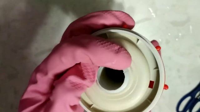 Если течёт унитаз после смыва. Как починить. смотреть онлайн