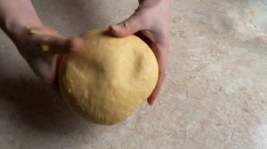 Тыквенные пышки. Съедаются в один миг. Простой рецепт тыквенных лепёшек.