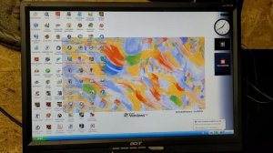 Windows XP Startup but with the Samsung Theme