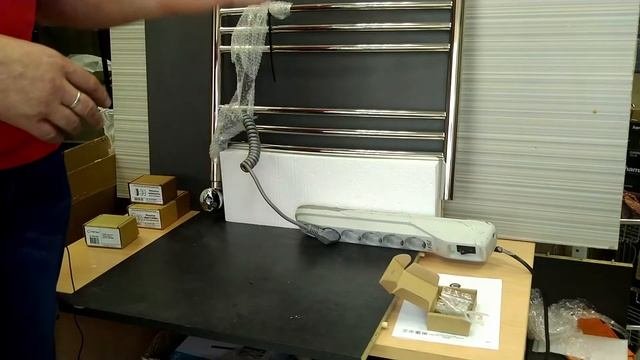 Полотенцесушитель электрический Стилье Формат 10 600х500 ТЭН левый