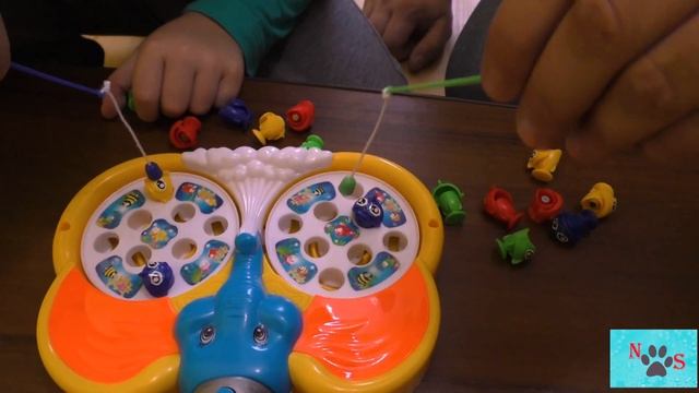 Челлендж, а мы с папой на рыбалке. Ловись рыбка большая и маленькая смотреть онлайн